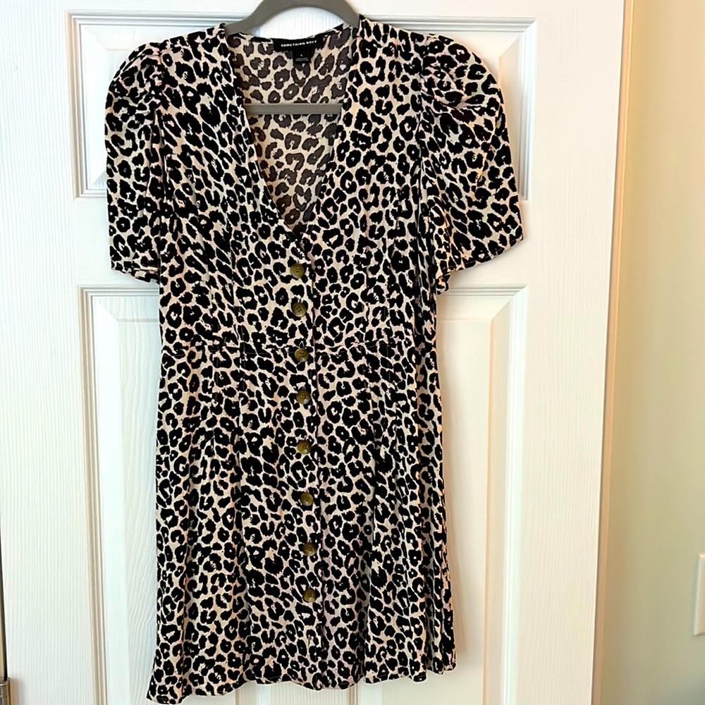 Something Navy short sleeve leopard mini dress. Size S.
